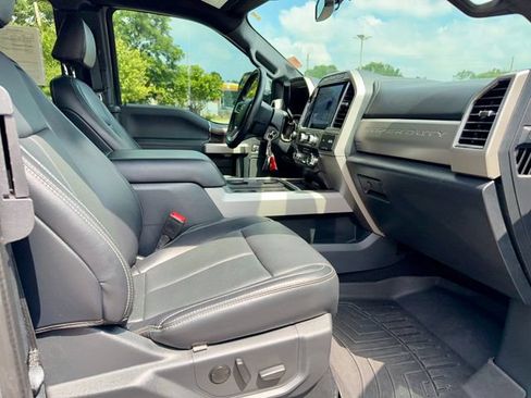 Used 2022 Ford F350 Lariat w/ Chrome Package AWD/4WD image 8