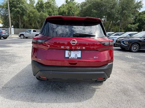 Used 2023 Nissan Rogue SV FWD image 8