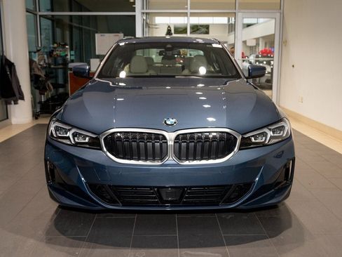 Used 2026 BMW 330i xDrive Sedan w/ Premium Package image 2