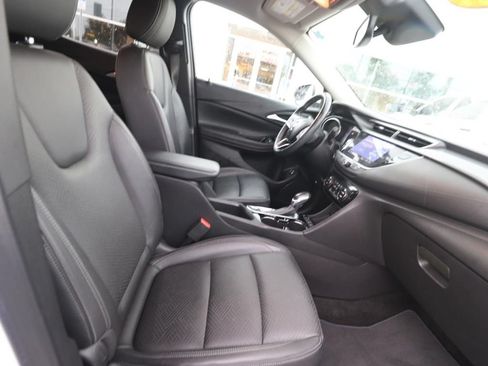 Used 2021 Buick Encore GX Essence w/ Advanced Technology Package AWD/4WD image 12