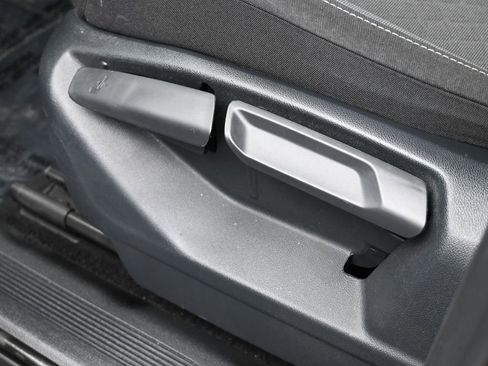 Used 2021 Volkswagen Tiguan S image 27