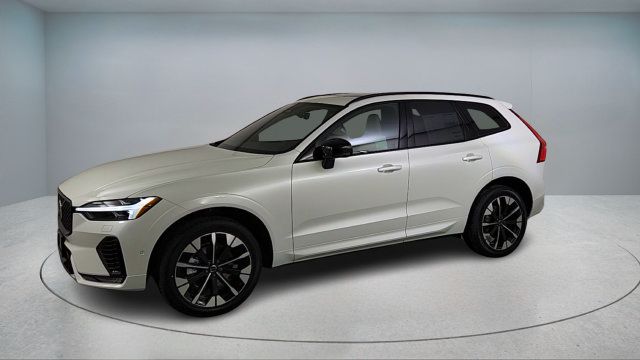 Certified 2026 Volvo XC60 B5 Plus w/ Protection Package Premier AWD/4WD image 3
