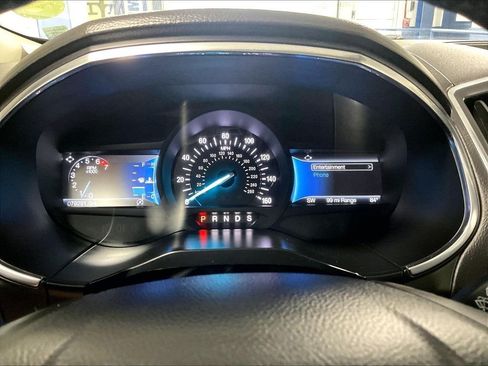Used 2021 Ford Edge Titanium w/ Class II Trailer Tow Package AWD/4WD image 25