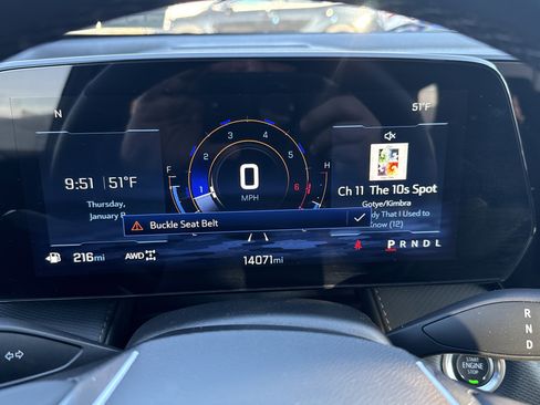 Used 2025 Chevrolet Equinox LT image 20