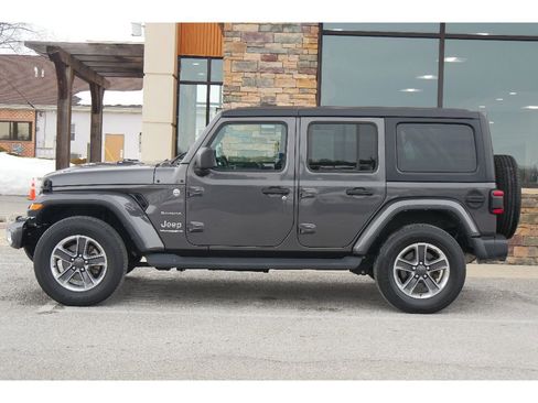 Used 2023 Jeep Wrangler Unlimited Sahara w/ LED Lighting Group image 6