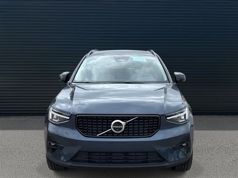 New 2026 Volvo XC40 B5 Plus w/ Climate Package image 2