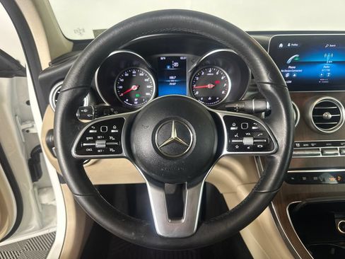 Used 2020 Mercedes-Benz GLC 300 image 26