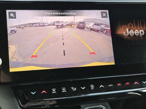 New 2026 Jeep Grand Cherokee L Limited image 10