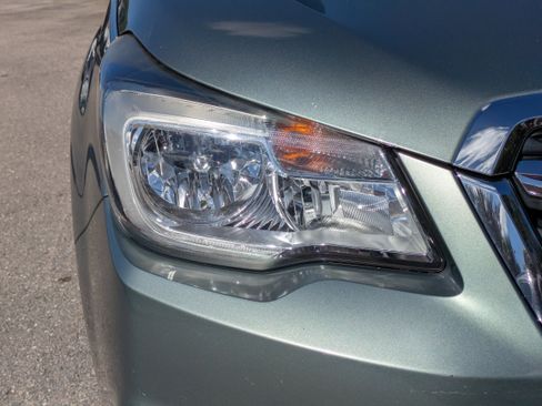 Used 2017 Subaru Forester 2.5i Premium w/ Popular Package #1A image 10