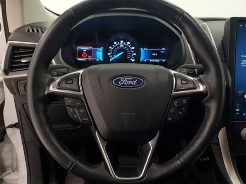 Used 2023 Ford Edge SEL image 15