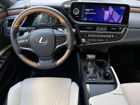 Certified 2025 Lexus ES 300h Ultra Luxury w/ Accessory Package (Z1) FWD image 27