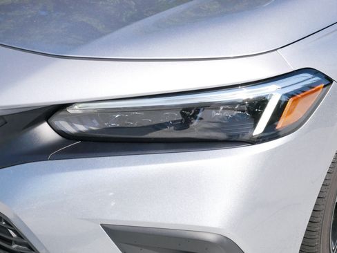 Used 2022 Honda Civic Sport image 6