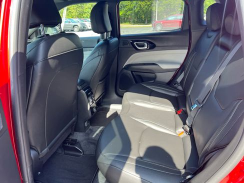 New 2025 Jeep Compass Limited w/ Sun & Sound Group image 6