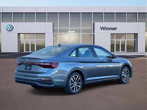 New 2026 Volkswagen Jetta SE image 5