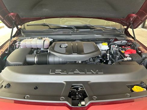 Used 2025 RAM 1500 Tradesman AWD/4WD image 10