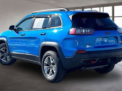 Used 2019 Jeep Cherokee Trailhawk image 14
