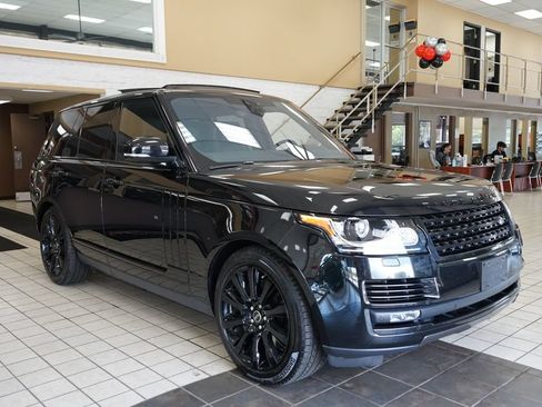 Used 2017 Land Rover Range Rover Supercharged AWD/4WD image 21