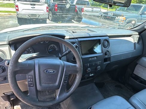 Used 2014 Ford F150 XL w/ Equipment Group 101A Mid RWD image 11