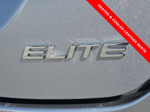 Used 2025 Honda Pilot Elite image 8