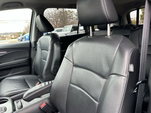 Used 2022 Honda Pilot Special Edition image 13