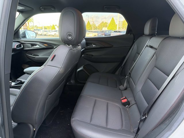 Used 2022 Chevrolet TrailBlazer RS w/ Technology Package FWD image 15