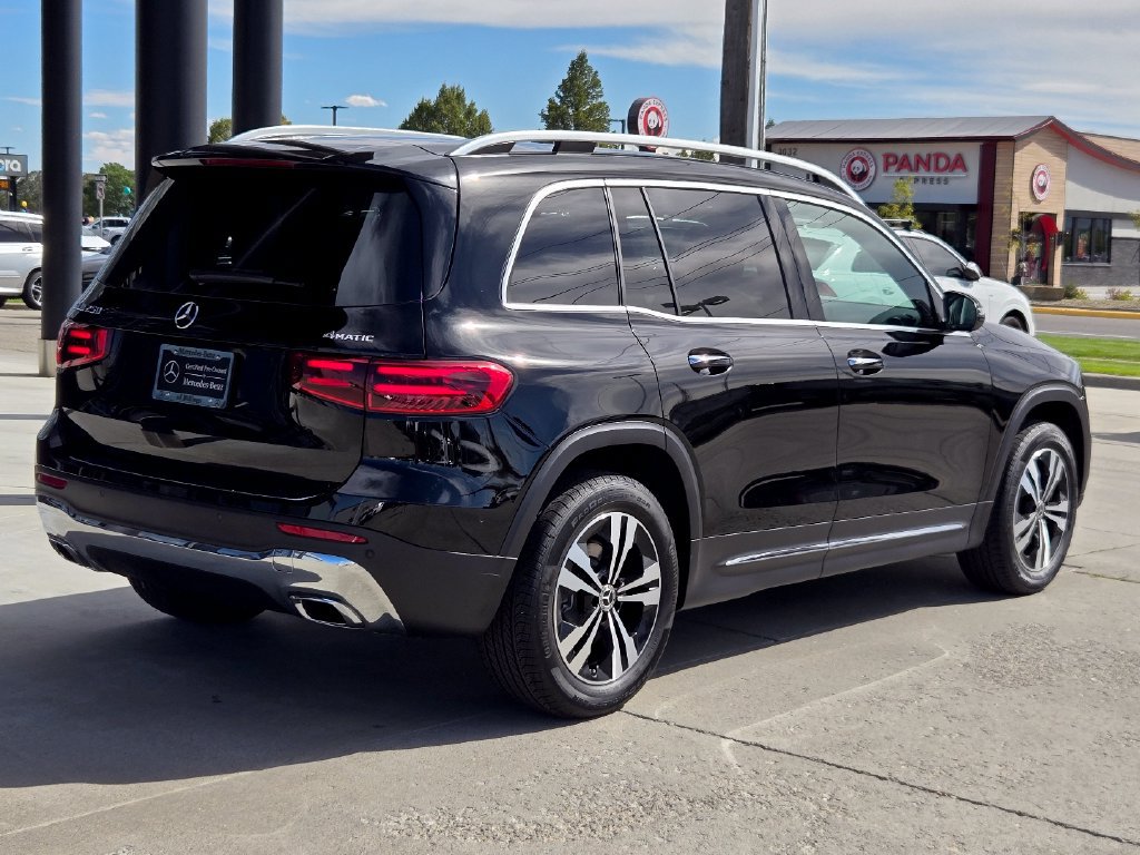 Used 2025 Mercedes-Benz GLB 250 4MATIC image 43