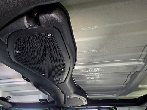 New 2025 Jeep Wrangler Unlimited Rubicon w/ Steel Bumper Group image 22