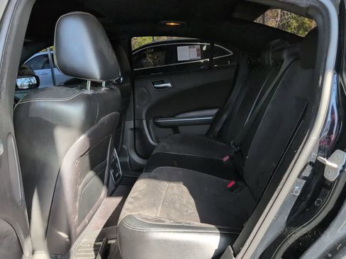 Used 2016 Dodge Charger SRT w/ Harman/Kardon Audio Group image 5