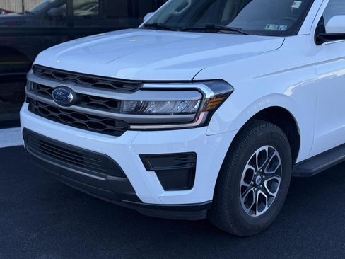 Used 2024 Ford Expedition XLT image 6