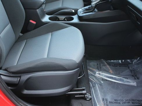 Used 2023 Kia Soul LX w/ LX Technology Package image 29