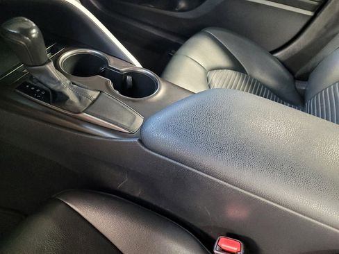 Used 2021 Toyota Camry SE image 26