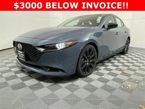 New 2025 MAZDA MAZDA3 2.5 Turbo Sedan w/Premium Plus image 7