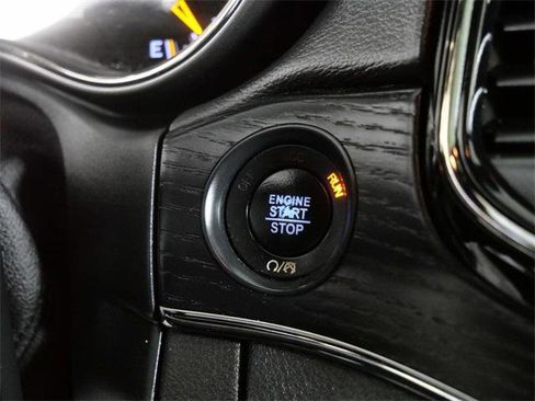 Used 2020 Jeep Grand Cherokee High Altitude image 23