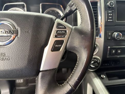 Used 2019 Nissan Titan PRO-4X w/ Pro-4x Convenience Package image 21