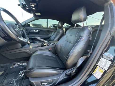 Used 2019 Ford Mustang Premium image 13