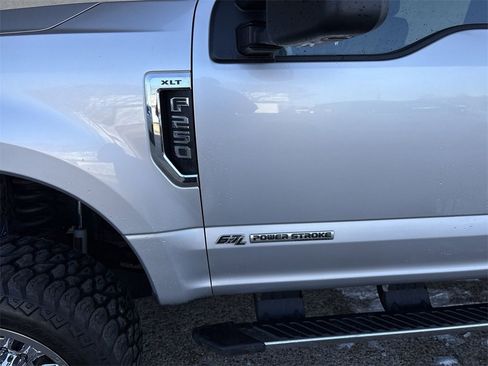 Used 2017 Ford F250 XLT w/ XLT Value Package image 31