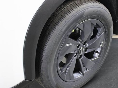 New 2026 Nissan Rogue SV FWD image 9