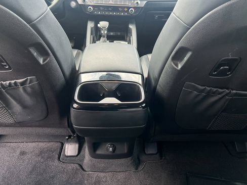 Used 2023 Kia Telluride LX image 30