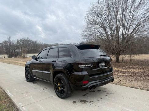Used 2021 Jeep Grand Cherokee Trackhawk image 5