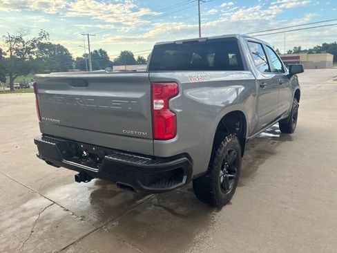 Used 2021 Chevrolet Silverado 1500 Custom Trail Boss AWD/4WD image 9