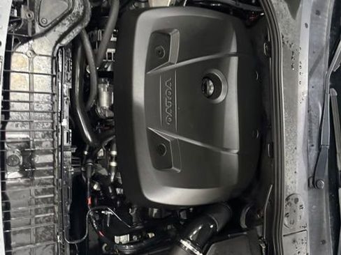 Used 2017 Volvo S60 T5 Dynamic AWD/4WD image 38
