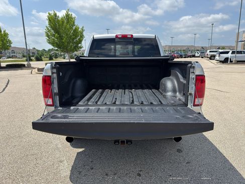 Used 2016 RAM 1500 Big Horn AWD/4WD image 11