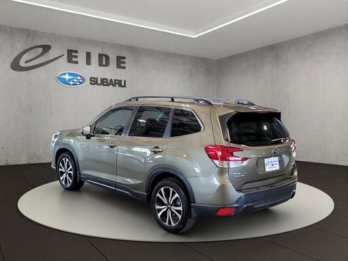 Used 2023 Subaru Forester Limited AWD/4WD image 3