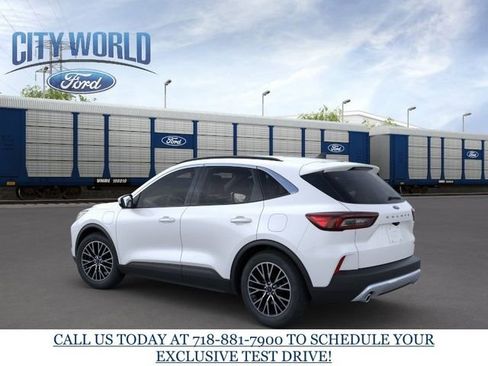 New 2024 Ford Escape SE image 4