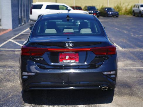 Used 2020 Kia Forte LXS FWD image 14