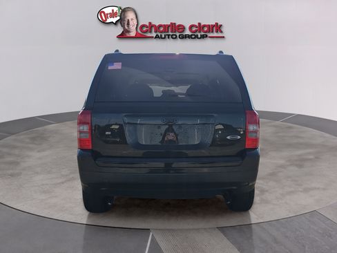 Used 2015 Jeep Patriot Sport w/ Power Value Group AWD/4WD image 4