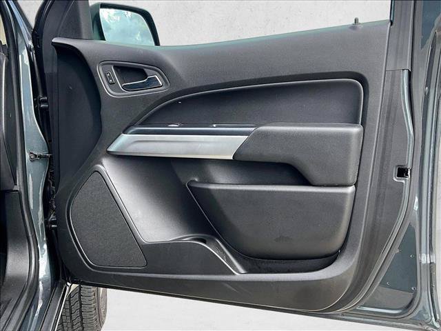 Used 2017 Chevrolet Colorado LT w/ LT Convenience Package RWD image 19