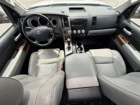 Used 2012 Toyota Tundra Limited w/ Memory Pkg AWD/4WD image 2