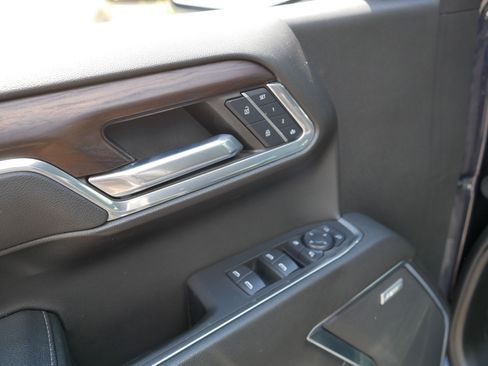 Used 2024 GMC Sierra 1500 SLT w/ SLT Premium Plus Package AWD/4WD image 19