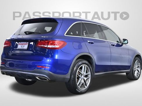Used 2017 Mercedes-Benz GLC 300 4MATIC image 6